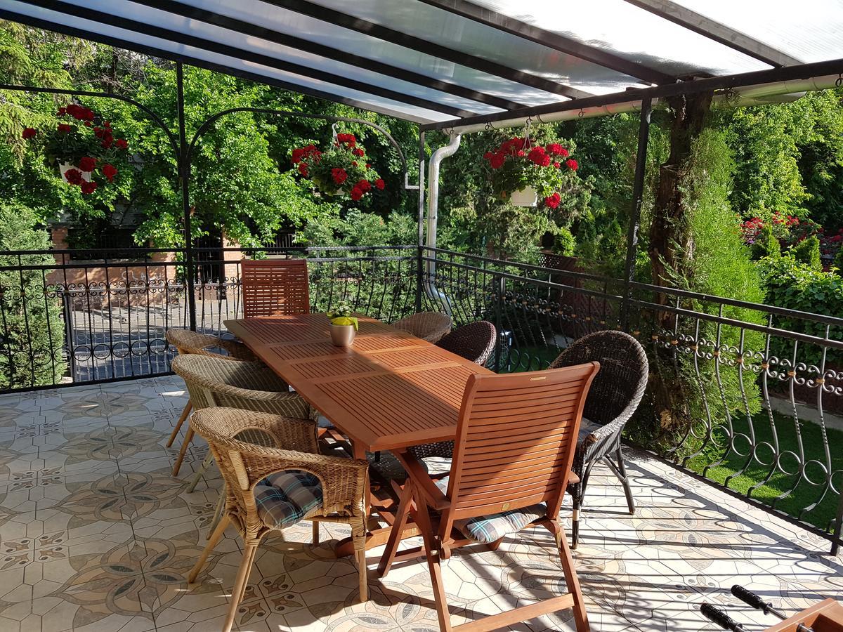 Palma Villa In City Park Budapest - Semi Suteren Dış mekan fotoğraf