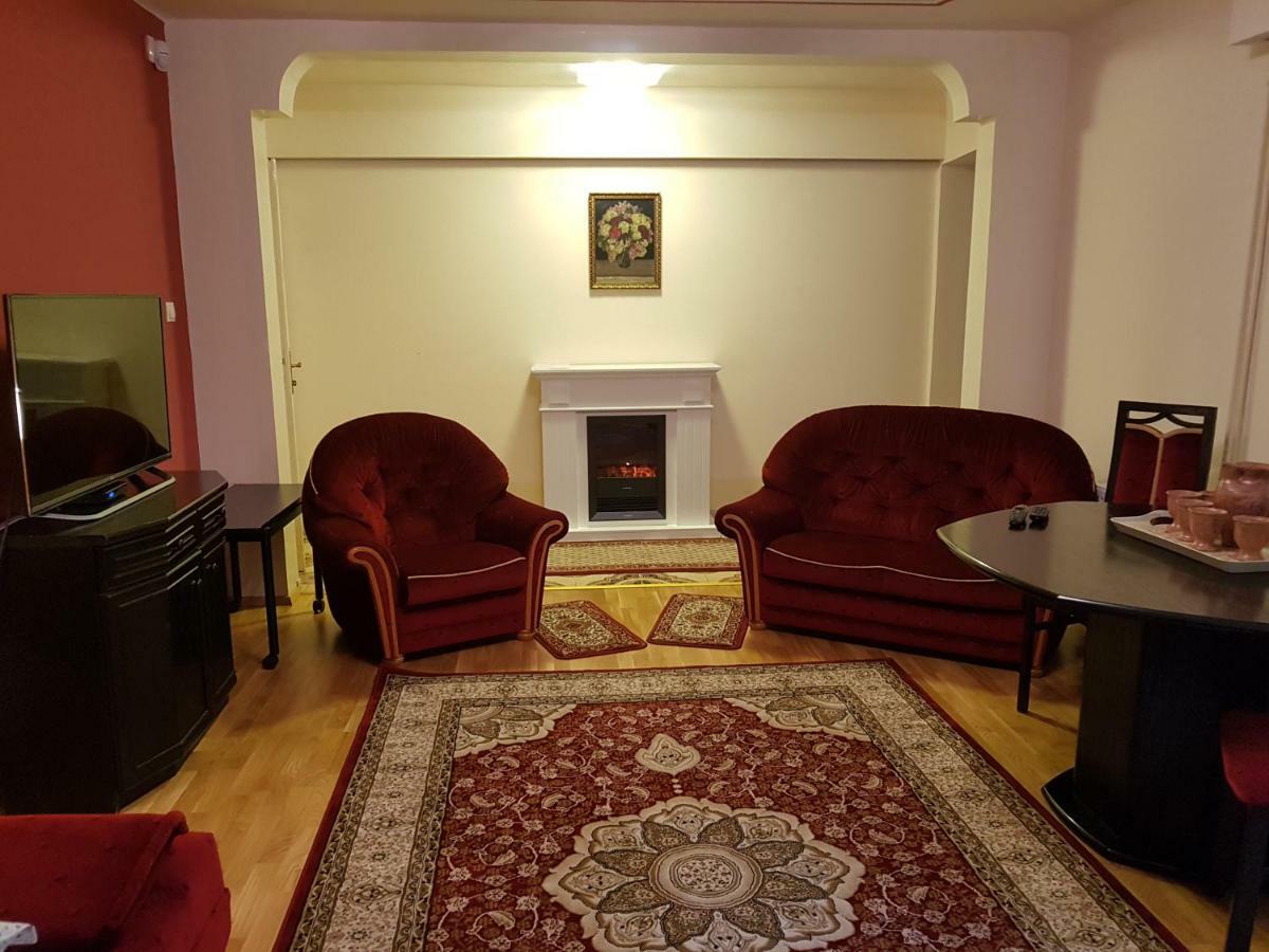 Palma Villa In City Park Budapest - Semi Suteren Dış mekan fotoğraf